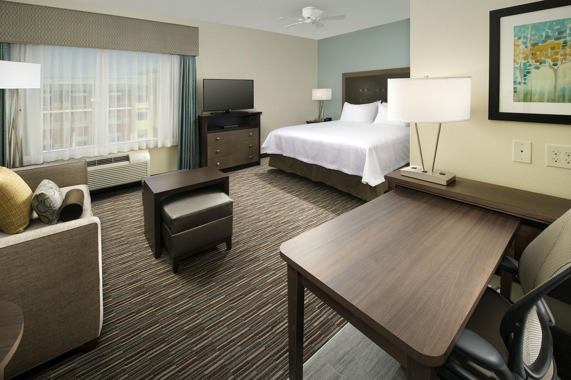 Homewood Suites By Hilton Kansas City Speedway Zewnętrze zdjęcie