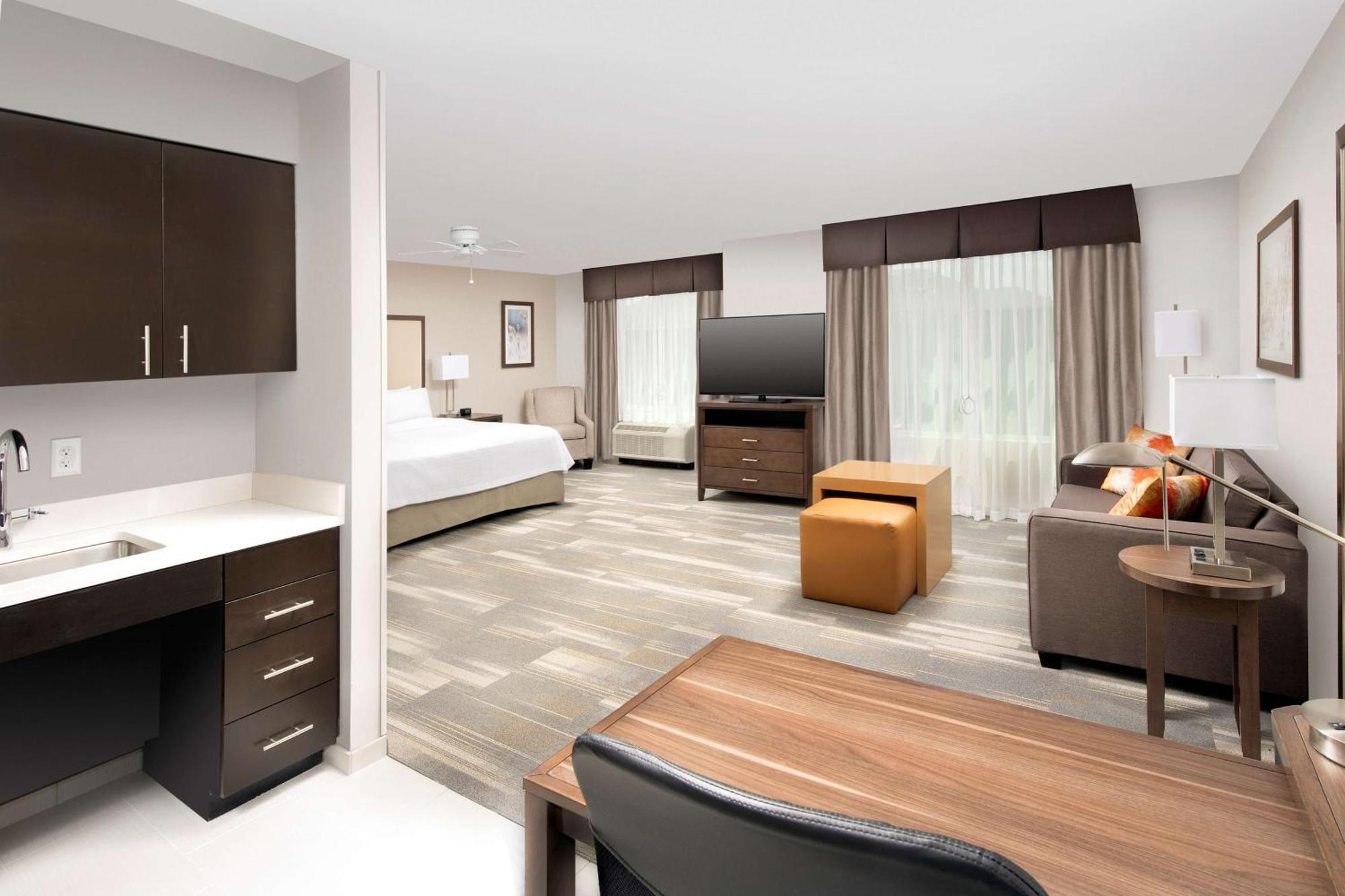Homewood Suites By Hilton Kansas City Speedway Zewnętrze zdjęcie