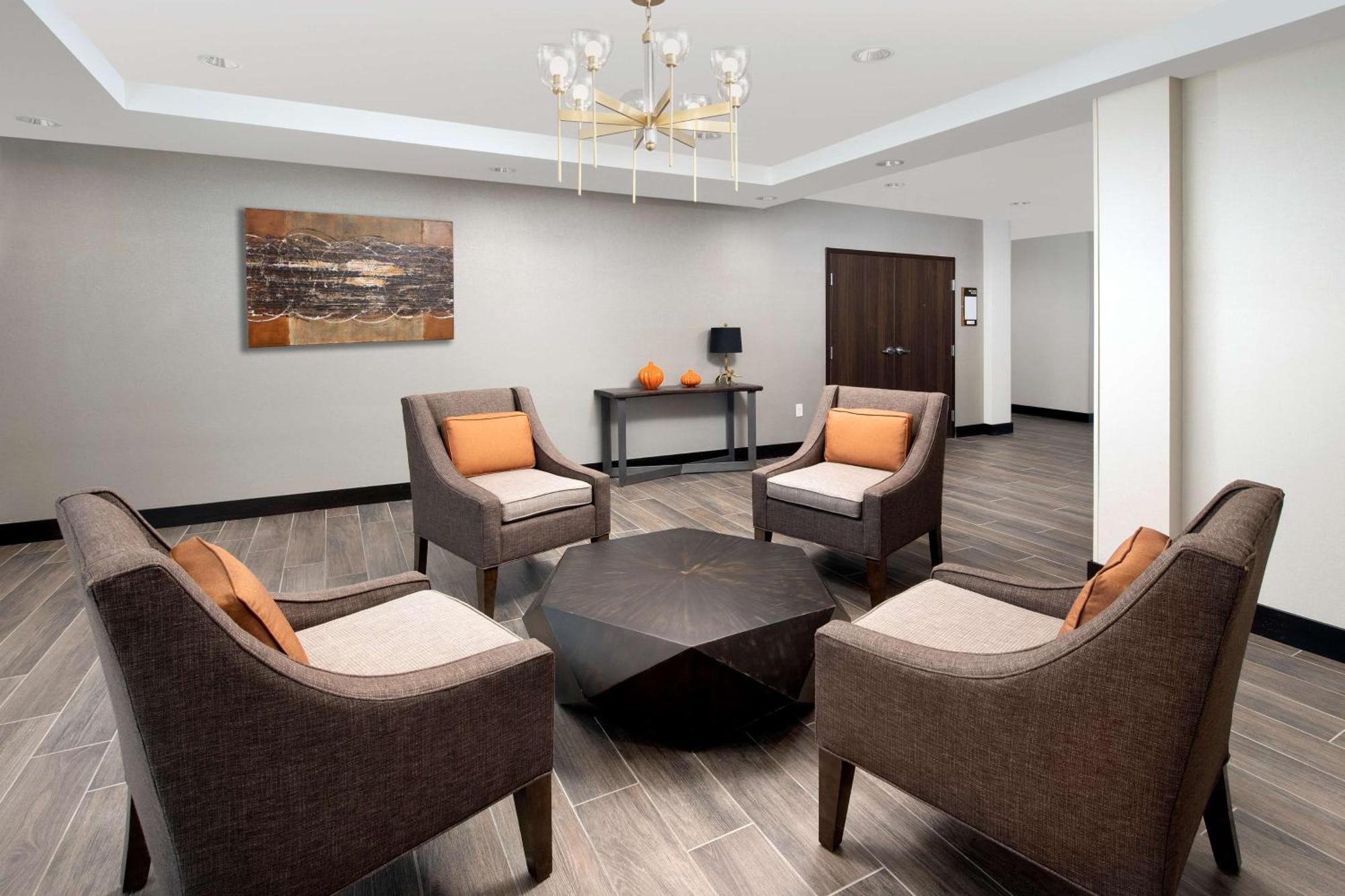 Homewood Suites By Hilton Kansas City Speedway Zewnętrze zdjęcie