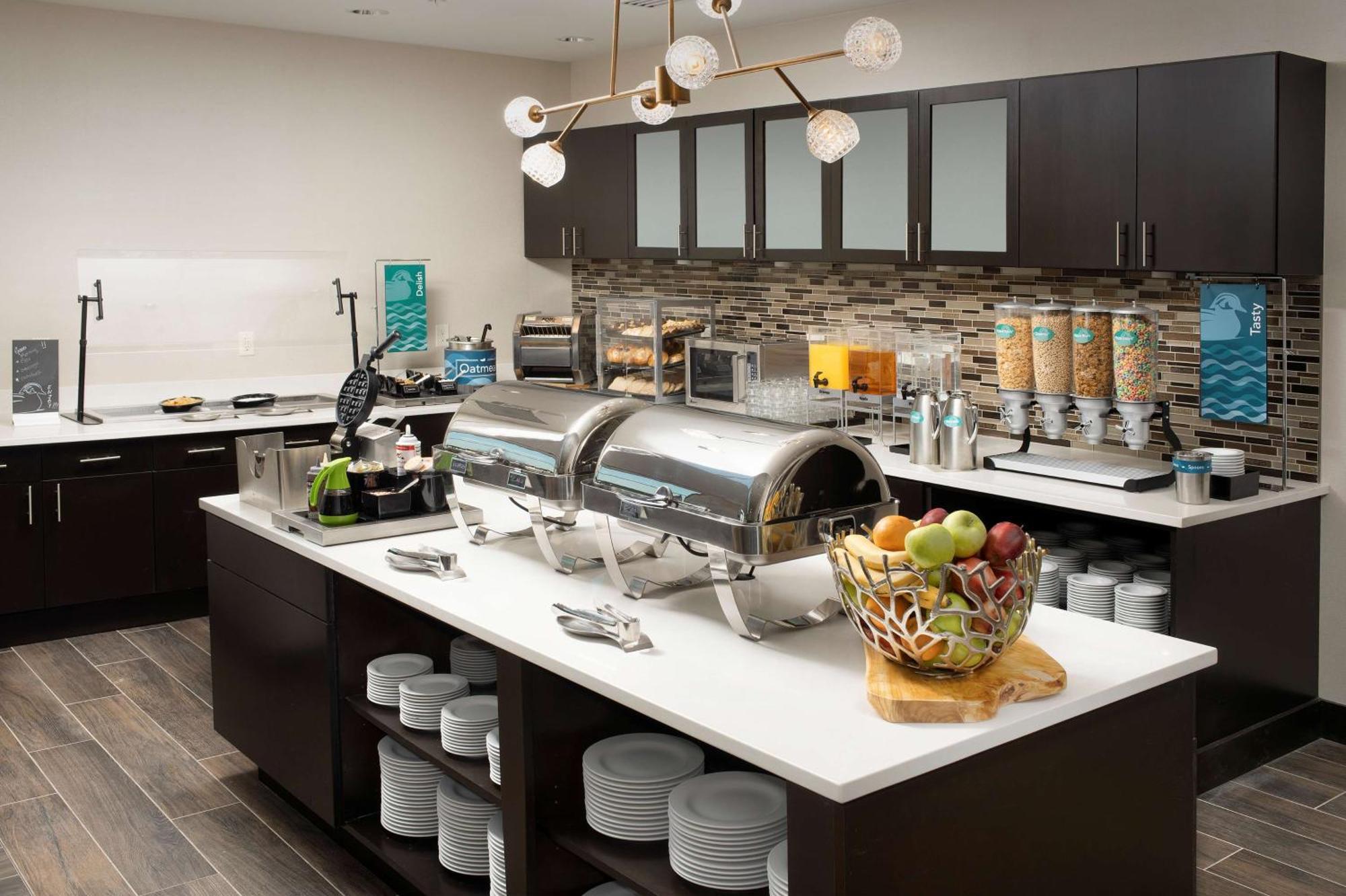 Homewood Suites By Hilton Kansas City Speedway Zewnętrze zdjęcie