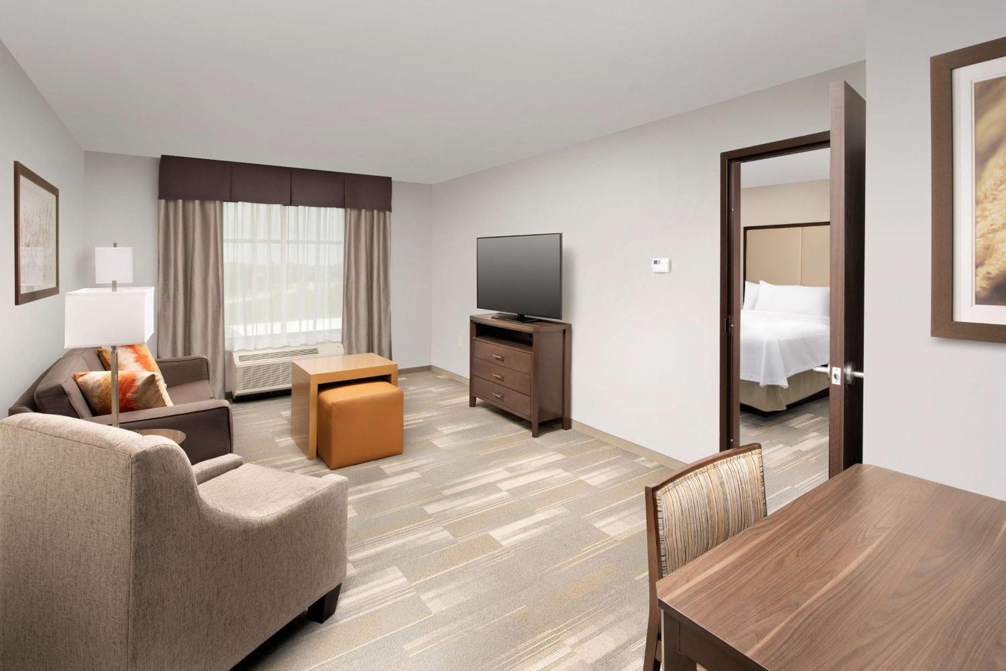 Homewood Suites By Hilton Kansas City Speedway Zewnętrze zdjęcie