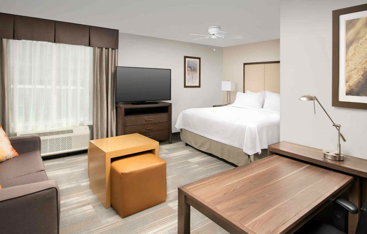 Homewood Suites By Hilton Kansas City Speedway Zewnętrze zdjęcie